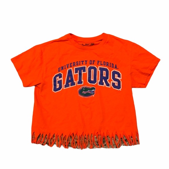the victory Tops - University of Florida Gators Fringe Crop Top